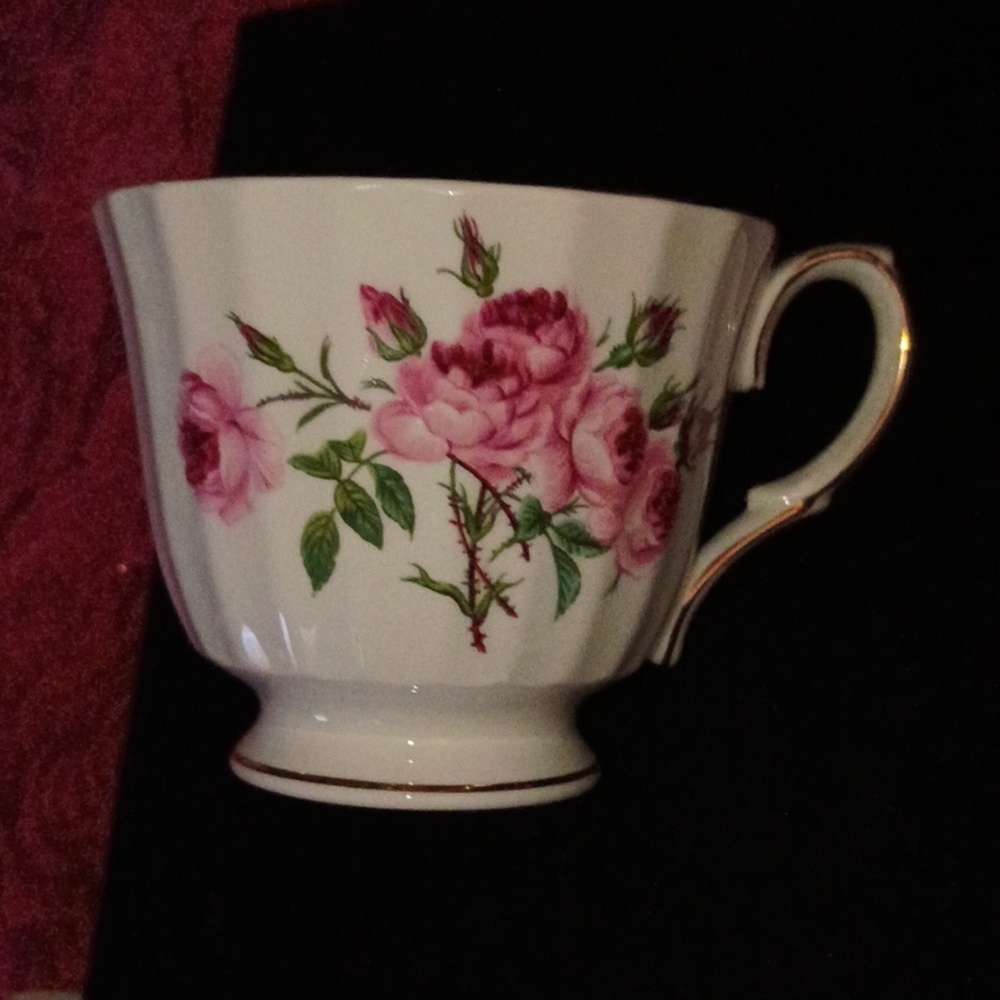 Floral Teacup and Saucer Set Duchess Bone China England - Picture 5 of 9